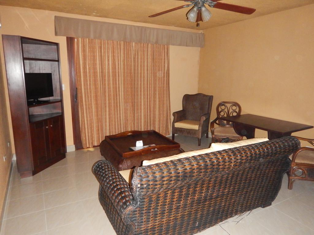 Ocean Manor Resort Cabarete, Dr ภายนอก รูปภาพ